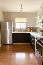 1414 Crooks Rd, Unit 2 in Royal Oak, MI - Building Photo - Building Photo