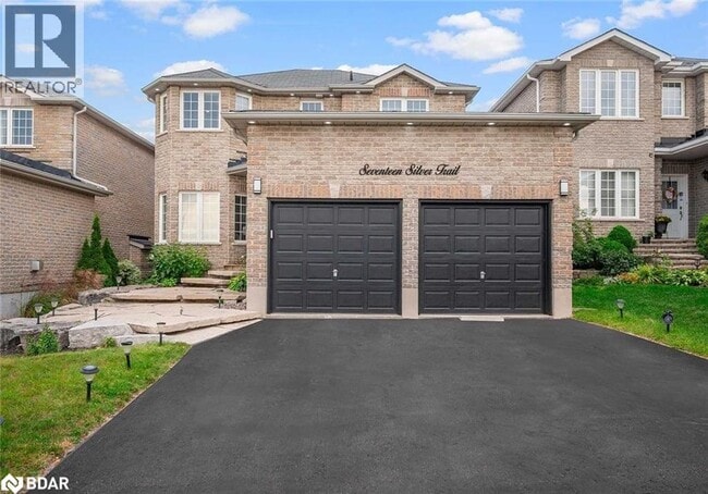 property at 17 Silver Trail