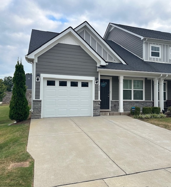 220 Ruth Wy in Spring Hill, TN - Building Photo - Building Photo