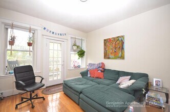 9 Egremont Rd, Unit 8 in Boston, MA - Building Photo - Building Photo