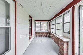 4217 E 11th St in Indianapolis, IN - Building Photo - Building Photo