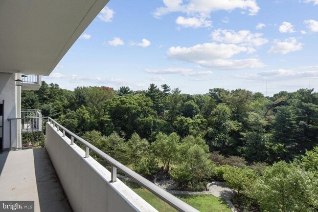 property at 5101 River Rd