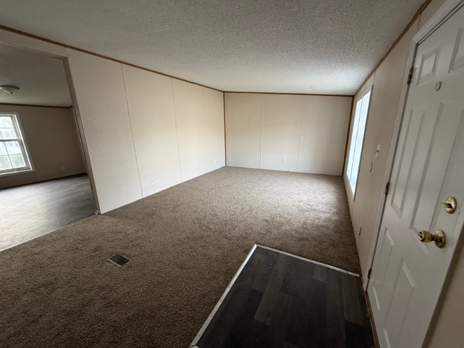 2500 Mann Rd in Village of Clarkston, MI - Building Photo - Building Photo