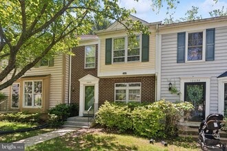 10628 Tuppence Ct in Rockville, MD - Building Photo - Building Photo