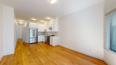 455 14th St in San Francisco, CA - Building Photo - Building Photo