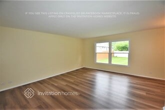 575 Cochise Pl in Carol Stream, IL - Building Photo - Building Photo