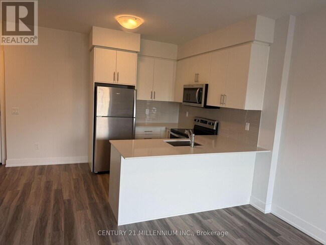 1100 Lackner Pl in Kitchener, ON - Building Photo - Building Photo