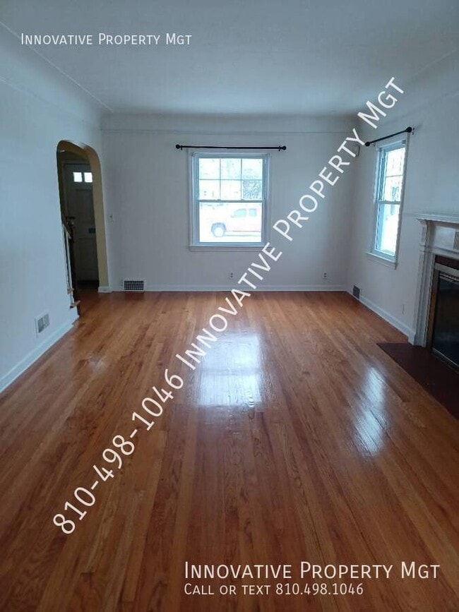 611 Roome Ct in Flint, MI - Building Photo - Building Photo