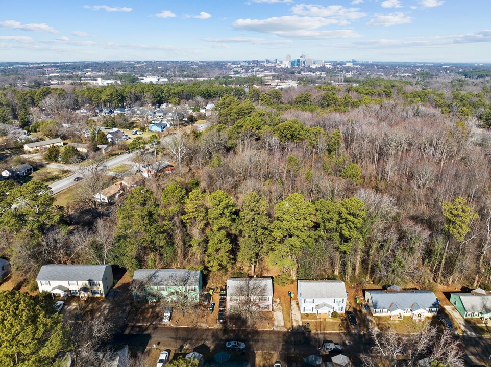 600-635 Hilltop Dr in Raleigh, NC - Building Photo