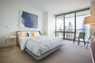 365 E Wacker Dr in Chicago, IL - Foto de edificio - Building Photo