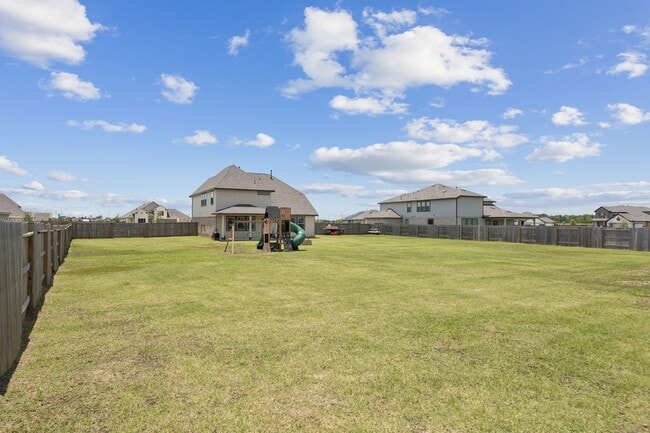 200 Vly Rnch Trl in Dayton, TX - Building Photo - Building Photo
