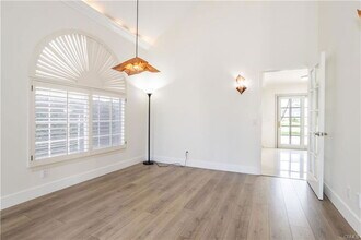 12051 Falcon Crest Way in Los Angeles, CA - Building Photo - Building Photo