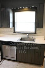 7120 Catherine St in Merrillville, IN - Building Photo - Building Photo