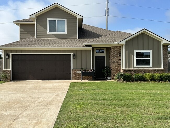 property at 15439 Anna Ln