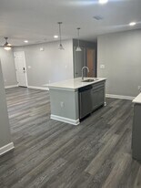 1500 S Jupiter Rd in Allen, TX - Building Photo