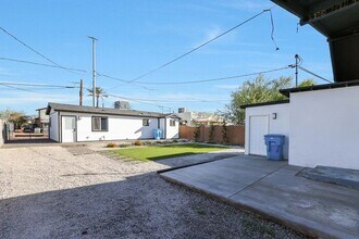 329 N 12th St in Phoenix, AZ - Building Photo - Building Photo