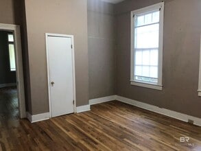117 Gilbert St in Mobile, AL - Building Photo - Building Photo