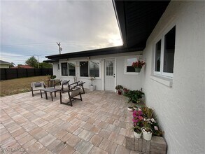 3303 Country Club Blvd in Cape Coral, FL - Building Photo - Building Photo
