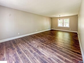 11210 Mountain Crest Dr SE in Huntsville, AL - Building Photo - Building Photo
