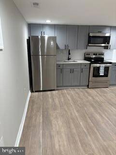 820 Xenia St SE, Unit H102 in Washington, DC - Building Photo - Building Photo