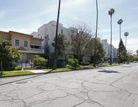 Building Photo - NO AVAILABILITY - New Hampshire Terrace Apartments in Los Angeles, California