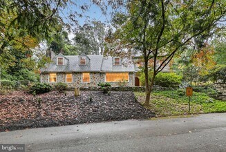 829 Bryn Mawr Ave in Penn Valley, PA - Building Photo - Building Photo