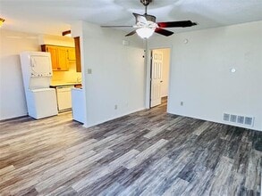 807 Bond St in Fort Worth, TX - Building Photo - Building Photo