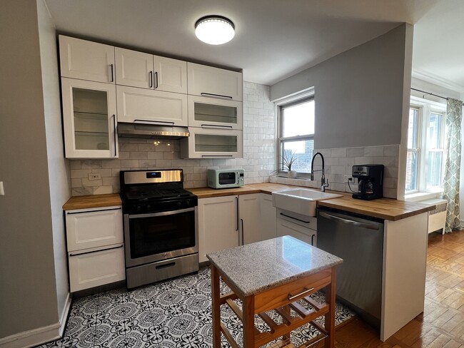 4900 N Marine Dr in Chicago, IL - Building Photo - Building Photo