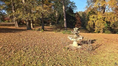 101 Vivian Dr in Byron, GA - Building Photo - Building Photo