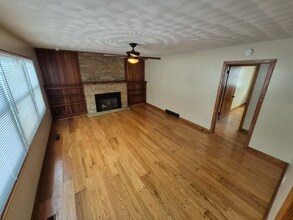 317 Ruskin Dr in Altoona, PA - Building Photo - Building Photo