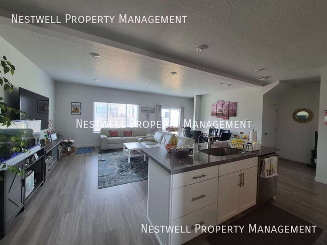 11498 S Hollybrook Loop in South Jordan, UT - Building Photo - Building Photo