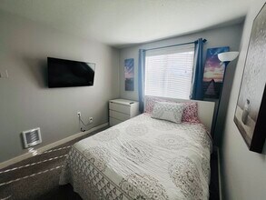 12602 SE 110th Ct, Unit 12602 in Damascus, OR - Foto de edificio - Building Photo