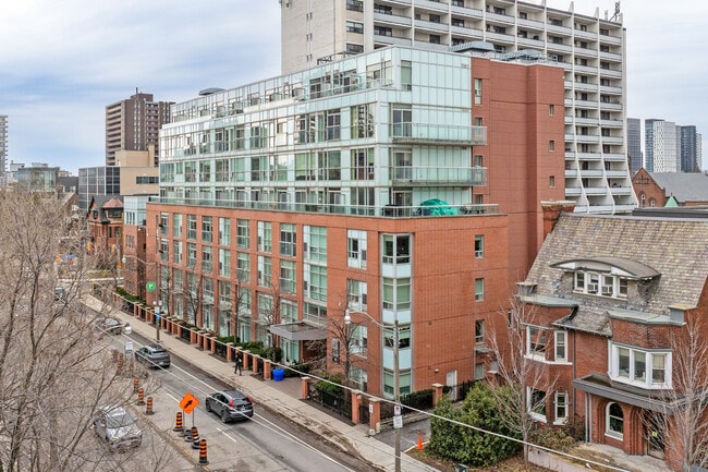 Fifty Spadina in Toronto, ON - Building Photo - Building Photo