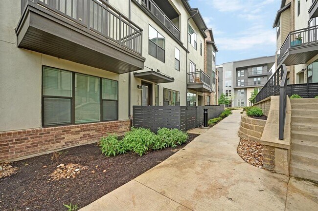 4504 Progress St in Austin, TX - Building Photo - Building Photo