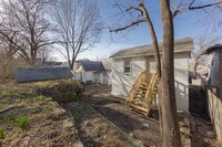 1121 Metropolitan Ave - 22