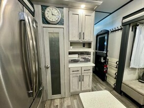 1716 Sunbeam Lake Dr in El Centro, CA - Foto de edificio - Building Photo