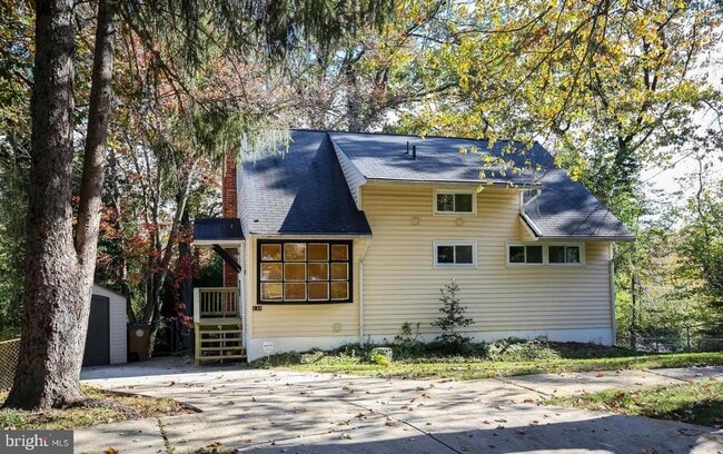 property at 839 Bowie Rd