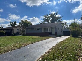 2483 Shrewsbury Rd in Columbus, OH - Building Photo