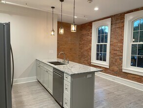 54 W Market St, Unit 202 in Corning, NY - Building Photo - Building Photo