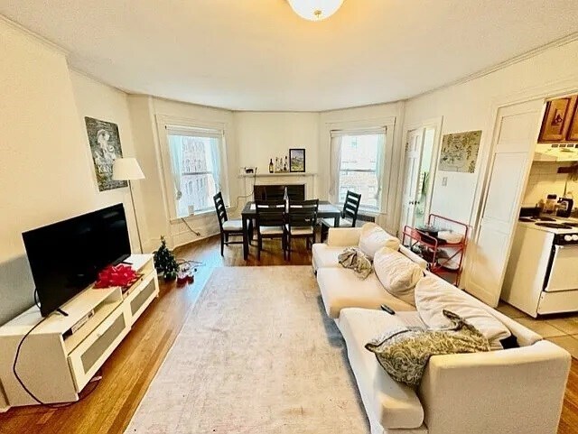 912 Beacon St in Boston, MA - Building Photo - Building Photo