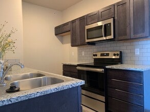 610 Cedar St in Windsor, CO - Building Photo - Building Photo