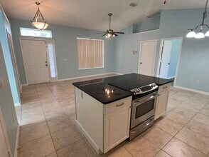 1423 Heather Glen Dr in DeLand, FL - Building Photo - Building Photo