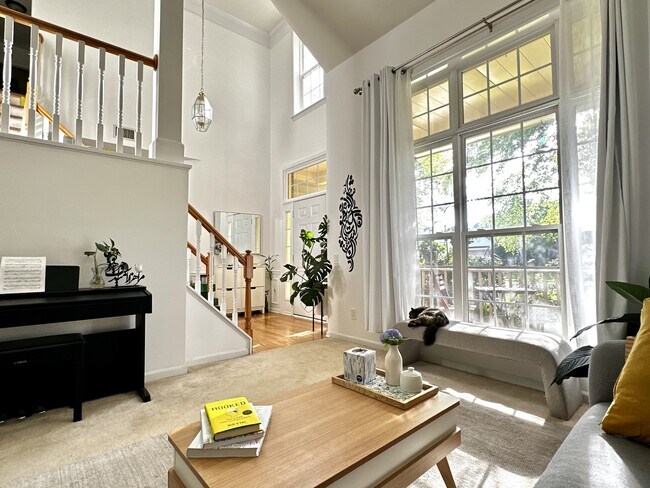 8830 Fieldcroft Dr in Charlotte, NC - Building Photo - Building Photo