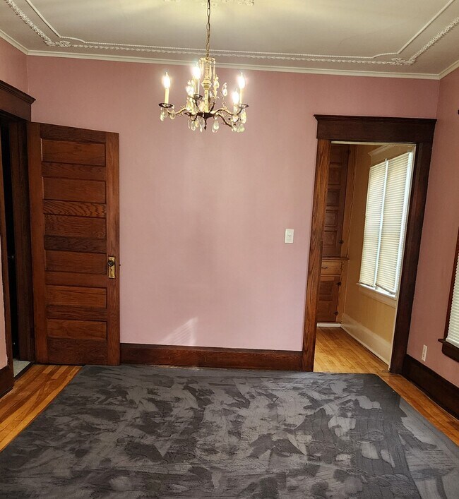 107 Melrose Ave, Unit 2 in Syracuse, NY - Building Photo - Building Photo