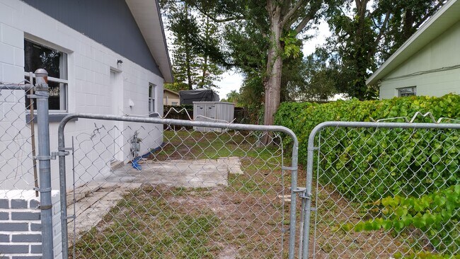 6477 146th Ave N in Clearwater, FL - Building Photo - Building Photo