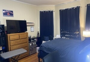 2 Imrie Rd, Unit 2 in Boston, MA - Building Photo
