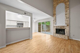 1800 Cinnamon Path in Austin, TX - Building Photo - Building Photo
