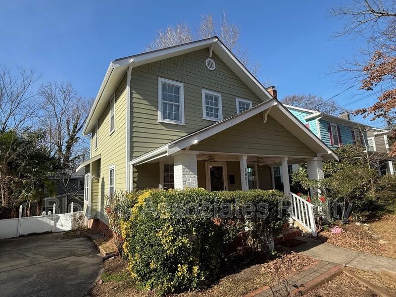 1807 Sunset Dr in Raleigh, NC - Building Photo