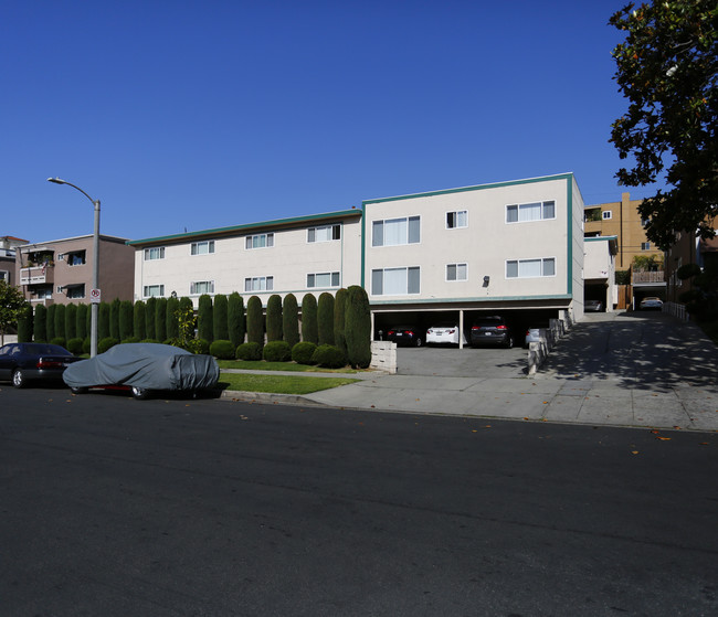 823 S Plymouth Blvd in Los Angeles, CA - Building Photo - Building Photo