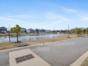 4813 W Triangle St in Fayetteville, AR - Building Photo - Building Photo